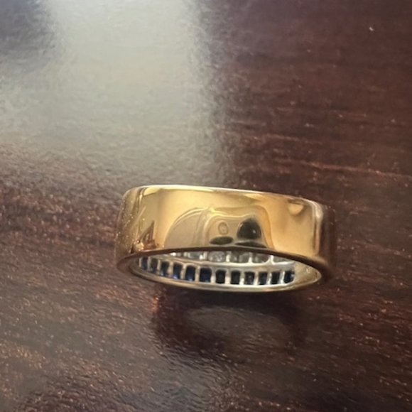 Ladies SAPPHIRE AND DAIMOND BAND RING - Picture 2 of 8